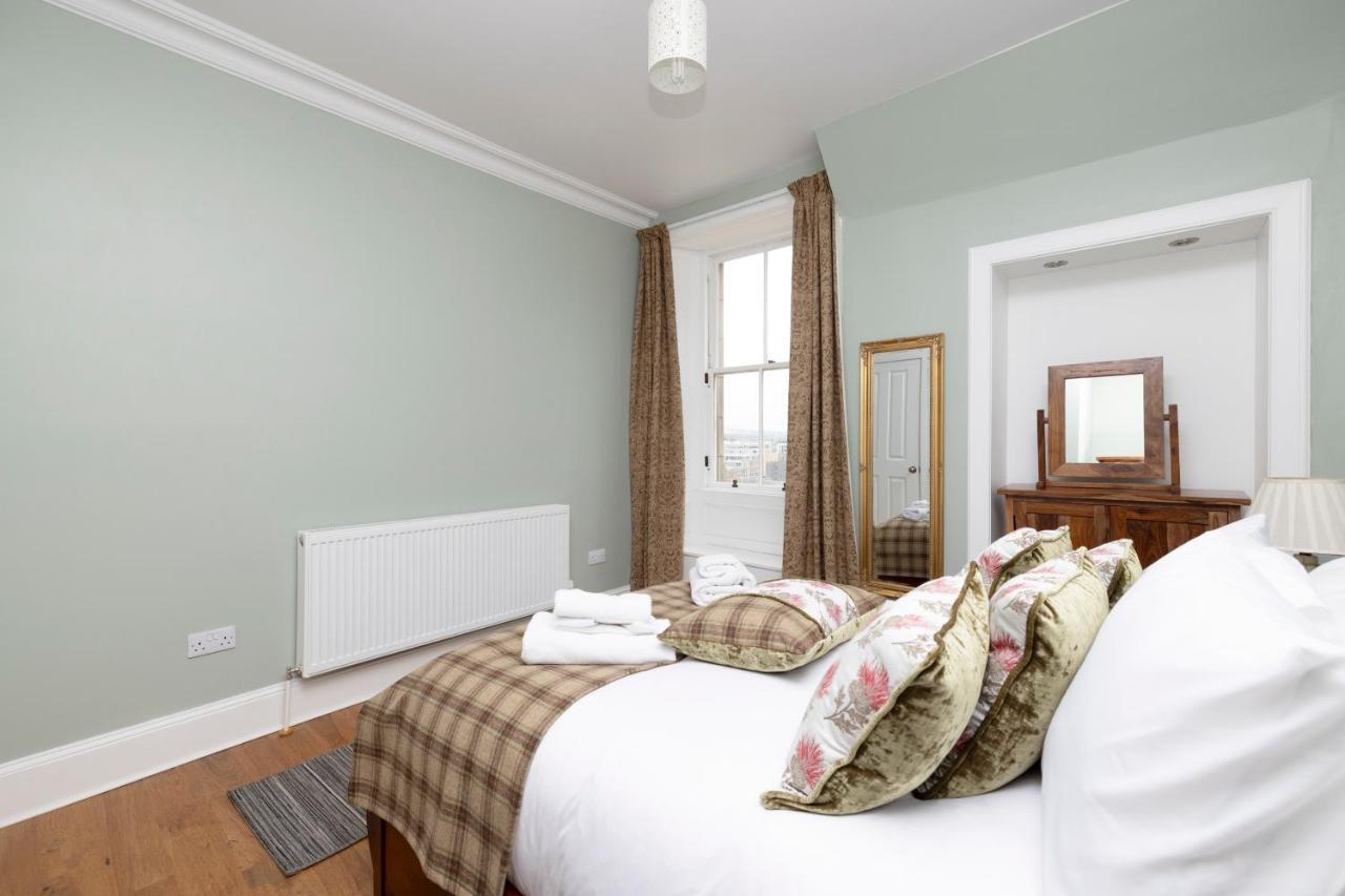 Joivy Cozy Apt Near Edinburgh Castle Exterior photo