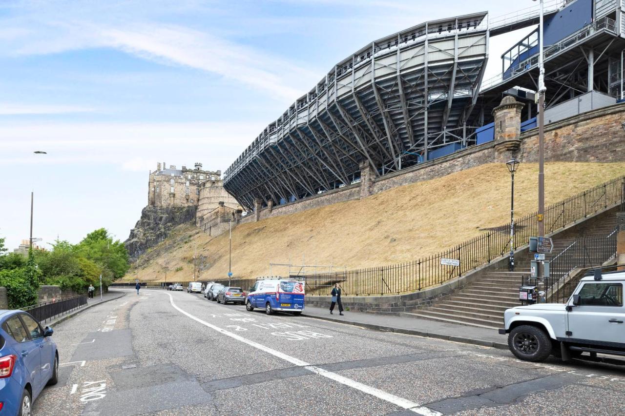 Joivy Cozy Apt Near Edinburgh Castle Exterior photo